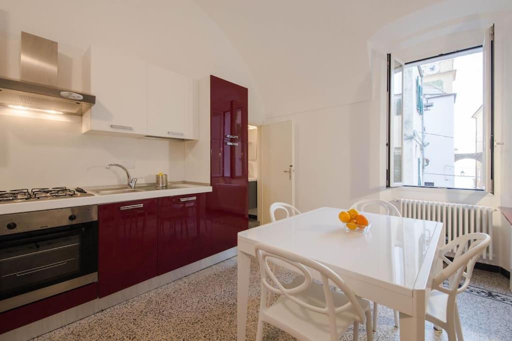 Sea View, In The Old Town Santo Stefano Al Mare Apartment Exterior photo